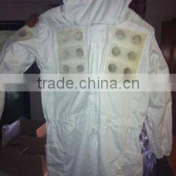 High Quality Disposable Protective Suit / Beekeeping Supply Suit