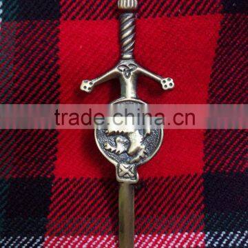 Scottish Rampart Lion Kilt Pin In Antique Finished Made Of Brass Material