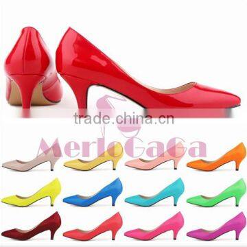 china factory cheap price fashion women shoes medium heel shoes