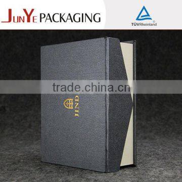 Recycled cardboard folding paper box with magnetic closure