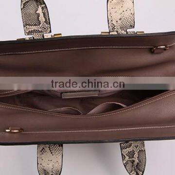 3876 2016 Summer Collection Woman pu Synthetic Snake Skin Handbag Supplier photo-5