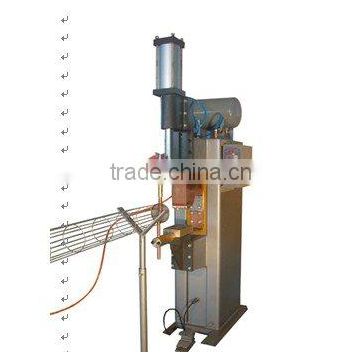 bottom cap welder of filter cage making line