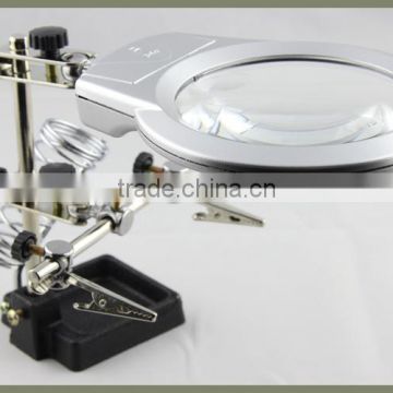 Hot Sale Hand Free Plastic Light 6x 2.5x Desk Magnifier