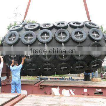 Compressed air filled rubber fender for ship