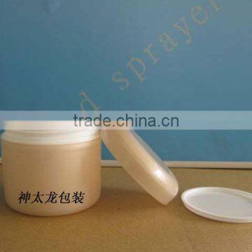 Plastic chinese creams for face 100g