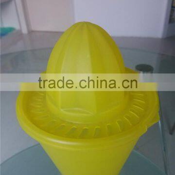 Plastic Manual Juicer