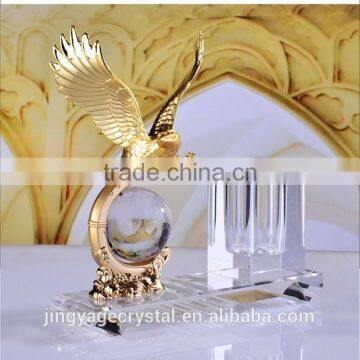 Crystal Pen Holder With Fly Eagle Figure for Office Gift photo-2