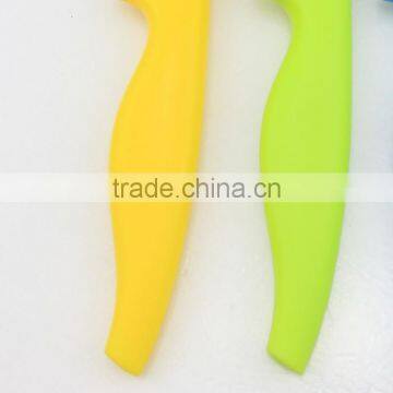 Plastic Handle Ceramic Blade Vegetable And Fruit Peeler photo-3