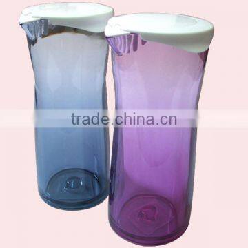 Plastic Water Jug with lids and ice tube