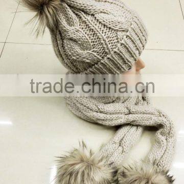 Fashion the newest lady100%acrylic knitted scarf cap with pompom