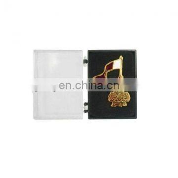 Free sample Qatar National Day Magnet Flag Pin Badge