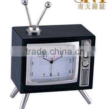 decorative small clocks antique office gift home TV shape