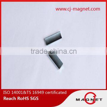 long permanent rare earth magnet with strong BR