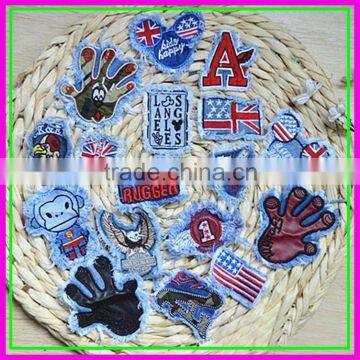 China Factory wholesale New one Mixed Package Hand Sew-on Jeans Embroideried Pink Woven Letter Patches