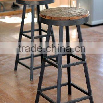 Retro Iron Bar Stool with Recycled Wooden Top