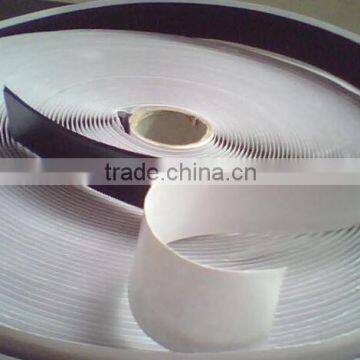 Strong Sticky Self Adhesive Hook and Loop Roller Back With Glue photo-3