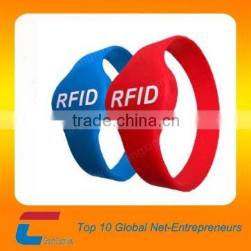 13.56MHZ RFID Smart IC Silicone Wrist Band / Watch Card Waterproof