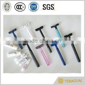 triple blade disposable razor