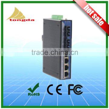 6 port unmanaged Ethernet switches with 4 IEEE 802.3af/at 100 Base ports