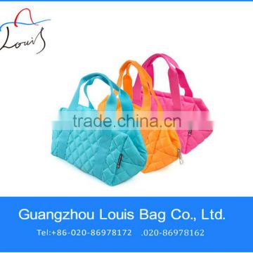 cosmetic packing bag with handle