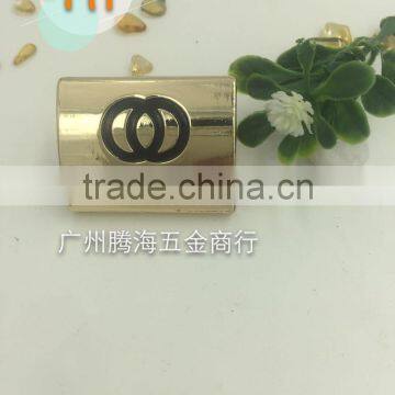 Light Gold Rectangle Custom Metal Logo Labels for Handbags photo-3