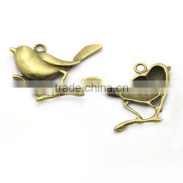 Bird stay in a branch zinc alloy charms A25050