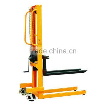 Hand Winch Forklift Type Stacker with Lifting Height 1560mm