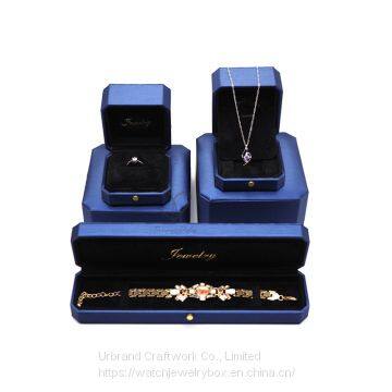 Unique Hot Sale Custom Brand PU Leather Jewelry Set Box Plastic Gift Box for Necklace Ring Pendant bracelet Jewelry