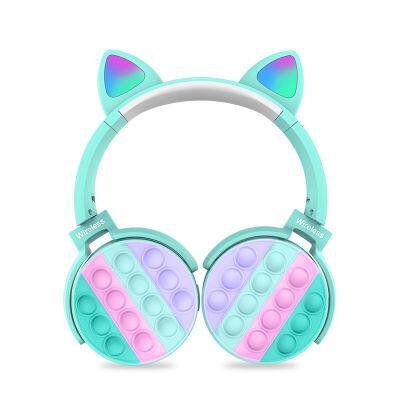 Беспроводной наушник с поддержкой Bluetooth
