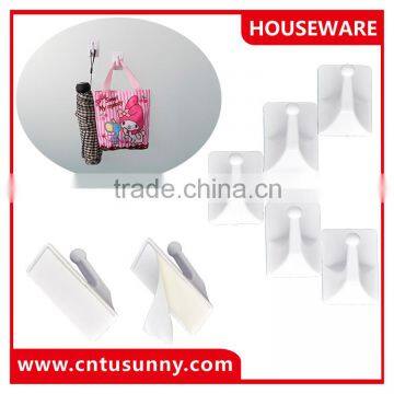 Factory Customized 100% Plastic Injection Hook