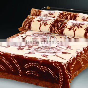 Printed and super soft 4pcs blanket set 100% polyester