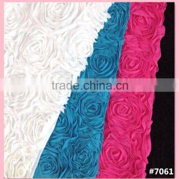 2014 Newest Pretty Rose Lace Fabric embriodery