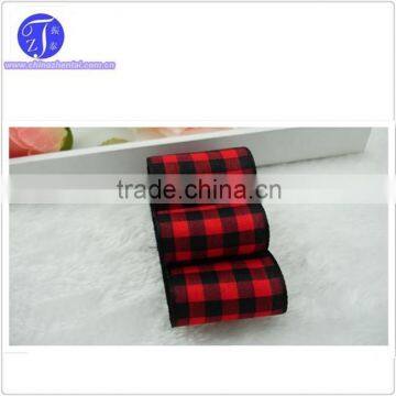 Red plaid ribbon