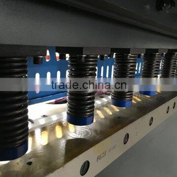 Chinese Manufacture QC11K QC11Y 8mm 3200mm Hydraulic Guillotine Shearing Machine photo-4