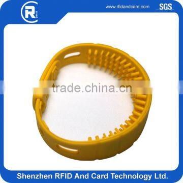 uhf rfid silicone wristband for long range