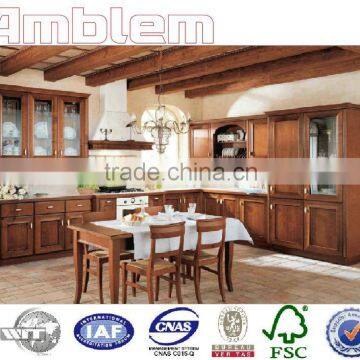 Classic style solid wood kitchen cabinets with glass doors