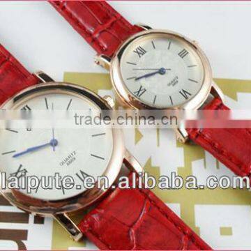 2013 Fashion sport hot leather material Couple Watch