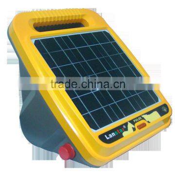 solar electric fence energizer of electric fence systems