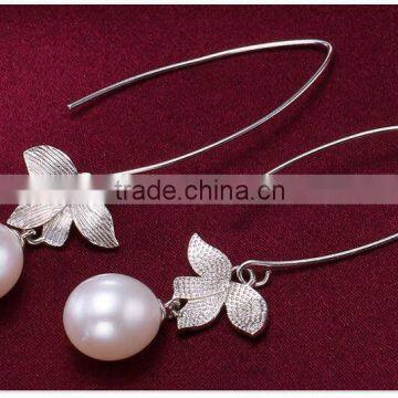 2016 droping pearl hanging pearl earrings with Austria Crystal