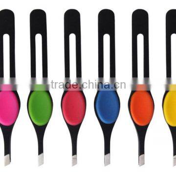 Paint coating eyebrow tweezers with silicon grip