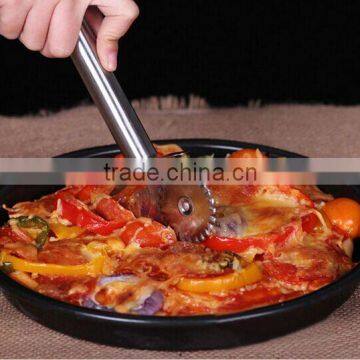 2017 Good Quality and Competiitve Price Pizza Slicer/pizza Blade/pizza Tools