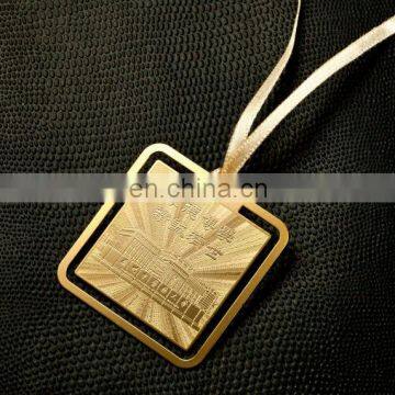 Unique design gold wedding invitation metal cards with competitive price