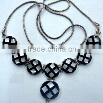 Fashion necklace