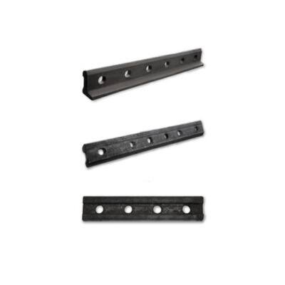 Рельсовая пластина для железнодорожного соединения для легкого и тяжелого рельса