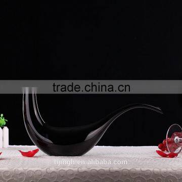 High Quality Handmade Swan Shape Wine Decanter Supplier photo-2