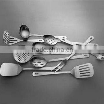 STAINLESS STEEL KITCHEN TOOL/SERVING TOOL