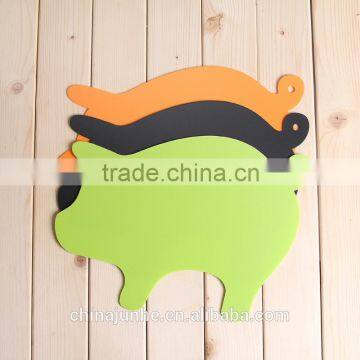 Promotional Animal Shape Plastic Cutting Board Chopping Board