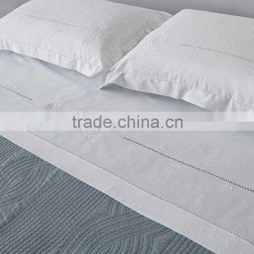 300 Thread Count Cotton Hand Embroidery Bed Sheet photo-3