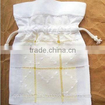 Cotton White Hand Made Lavender Bags With Lace