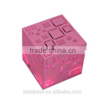 Mini Portable Q+ LED Bluetooth Speaker Square Subwoofer Speakers With Mic TF FM Radio Sound Box Boombox For Phone MP3 Player photo-3